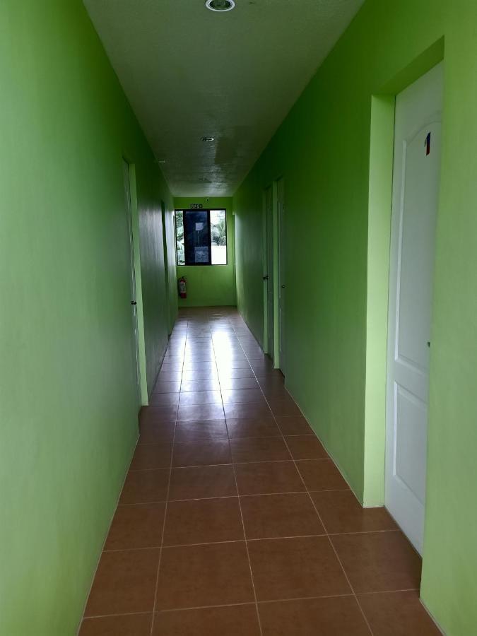 פנגלאו Alona Guest House מראה חיצוני תמונה