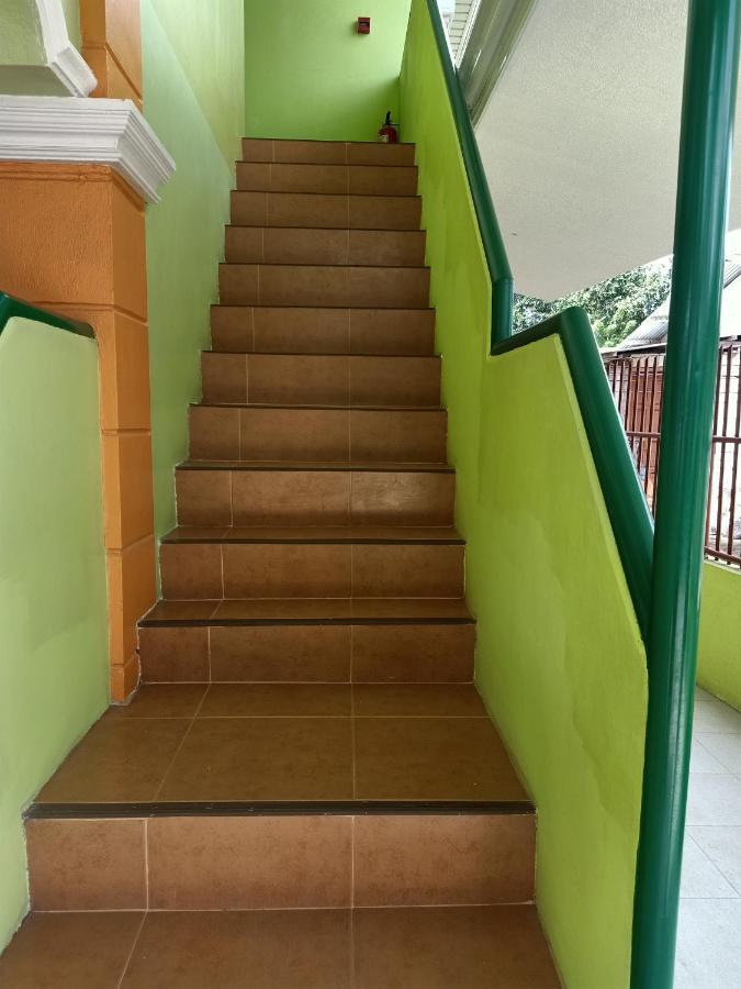 פנגלאו Alona Guest House מראה חיצוני תמונה